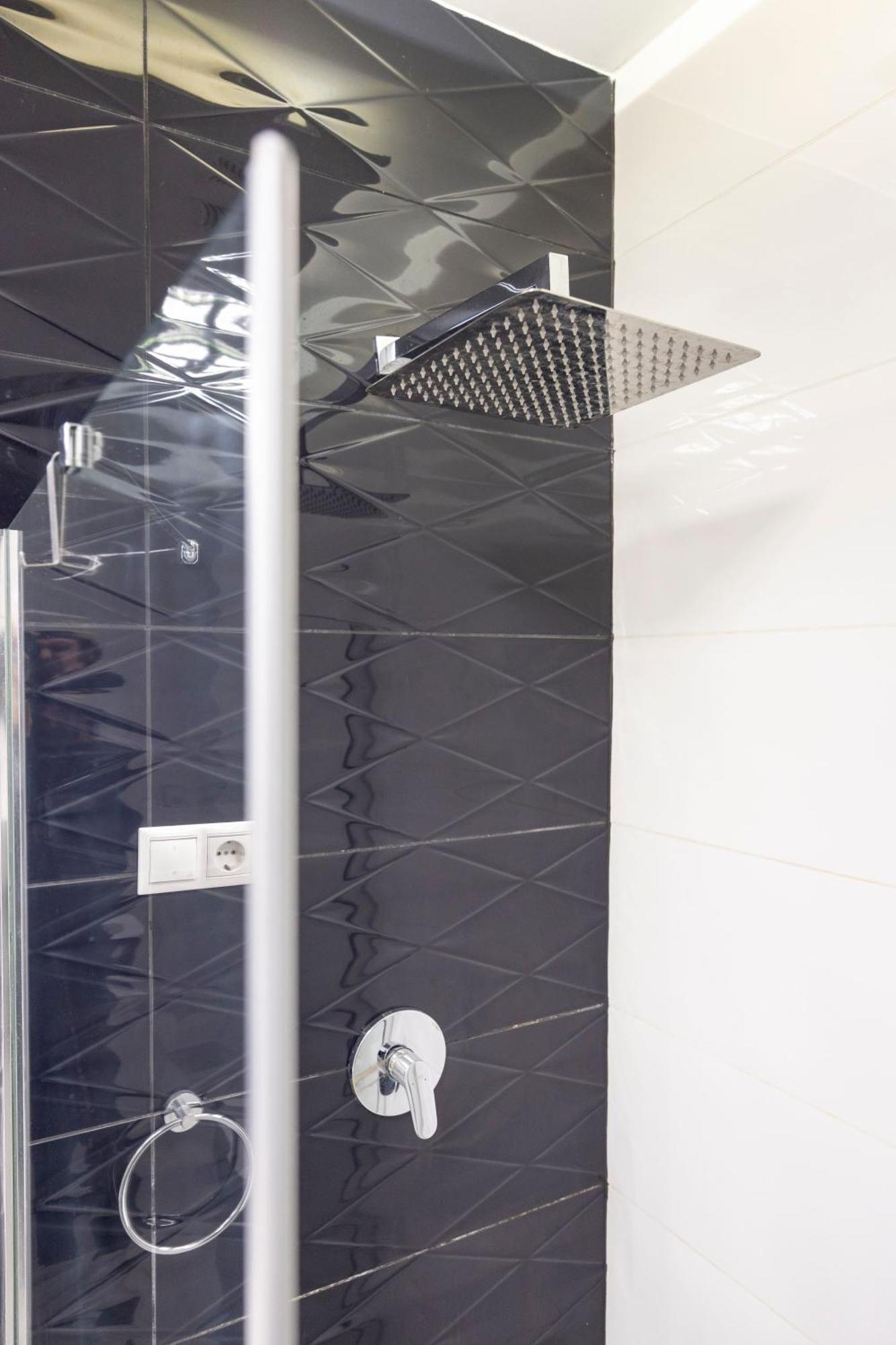 Deluxe Central Elizabeth Residence W/ 4Bedrm, 2Bathrm, 1Lvngrm บูดาเปสต์ ภายนอก รูปภาพ