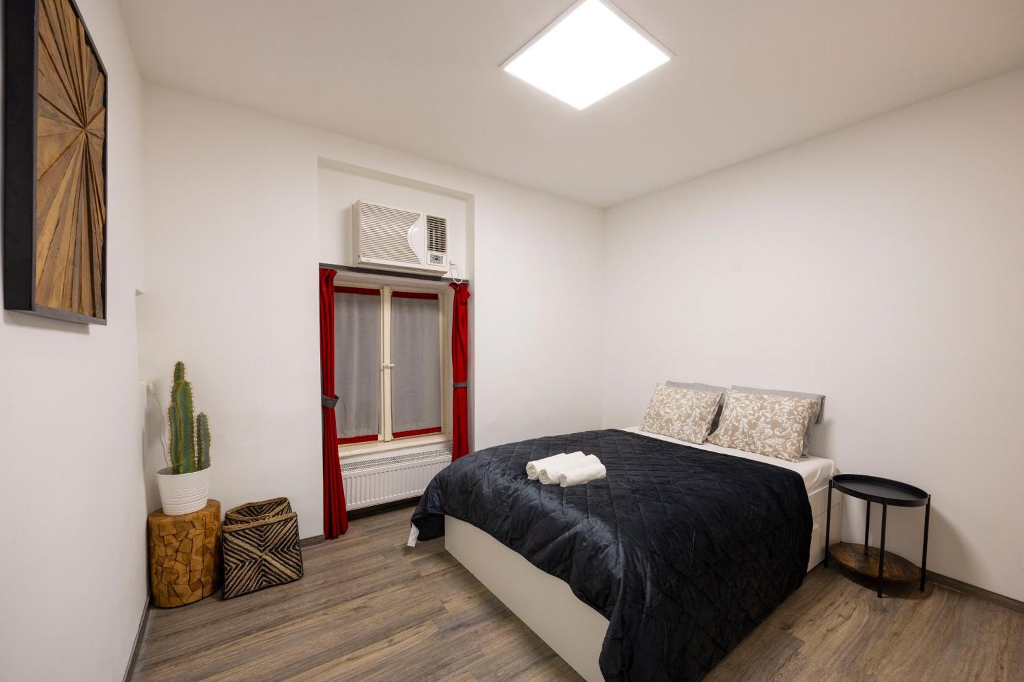 Deluxe Central Elizabeth Residence W/ 4Bedrm, 2Bathrm, 1Lvngrm บูดาเปสต์ ภายนอก รูปภาพ