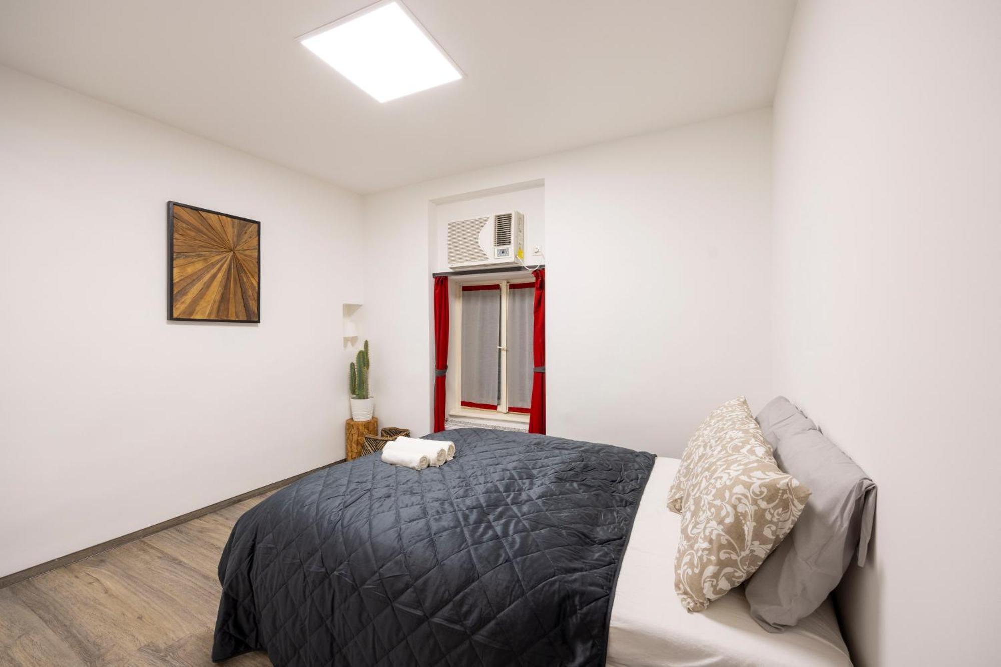 Deluxe Central Elizabeth Residence W/ 4Bedrm, 2Bathrm, 1Lvngrm บูดาเปสต์ ภายนอก รูปภาพ